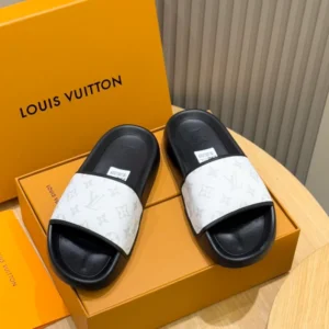 LV Waterfront Mule - S67
