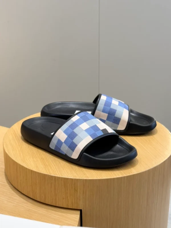 LV Waterfront Mule - S68