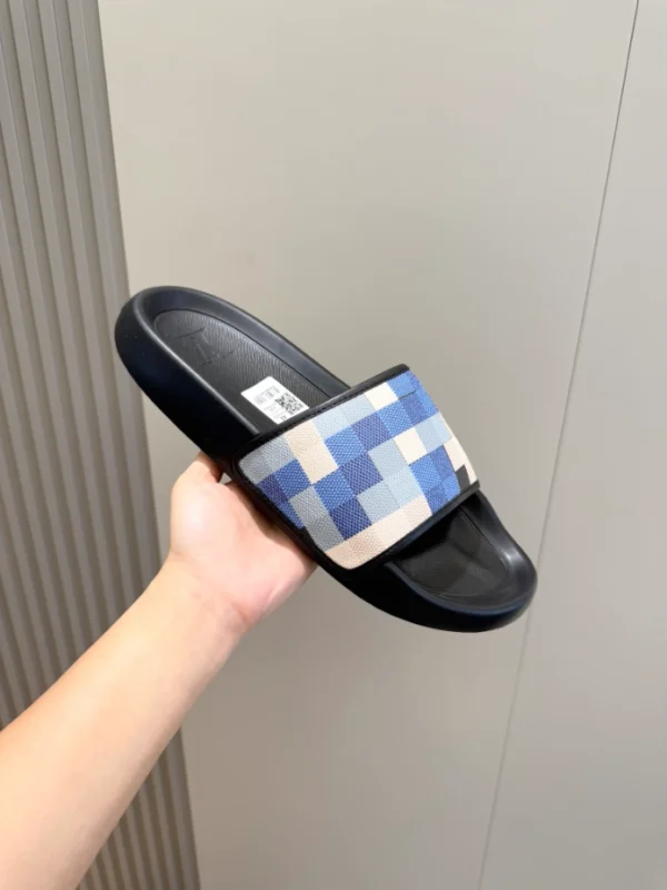 LV Waterfront Mule - S68