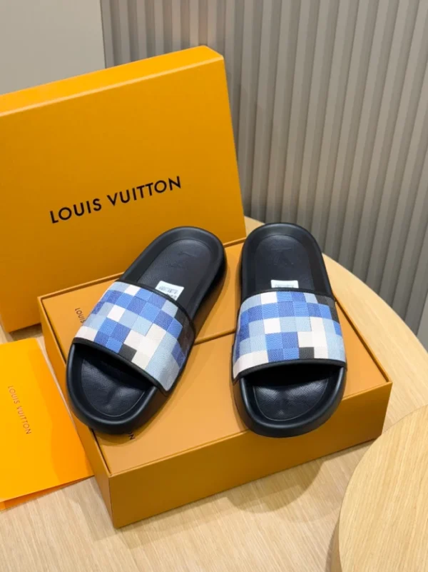 LV Waterfront Mule - S68