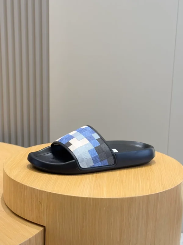 LV Waterfront Mule - S68