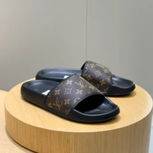 LV Waterfront Mule - S69