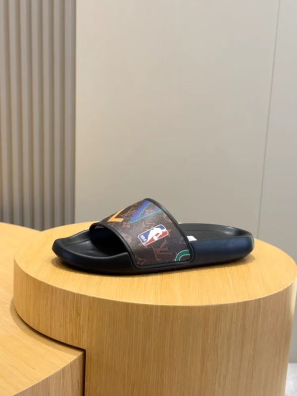 LV Waterfront Mule - S70