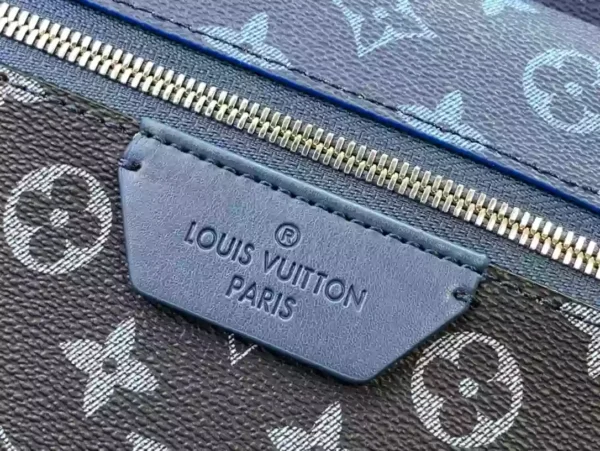 LV Discovery Backpack PM M11590 - RBV80