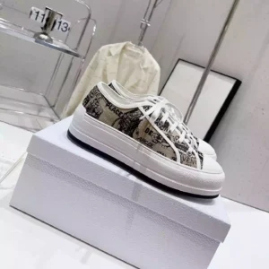 Dior Walk'n'Dior Platform Sneaker - RDS108