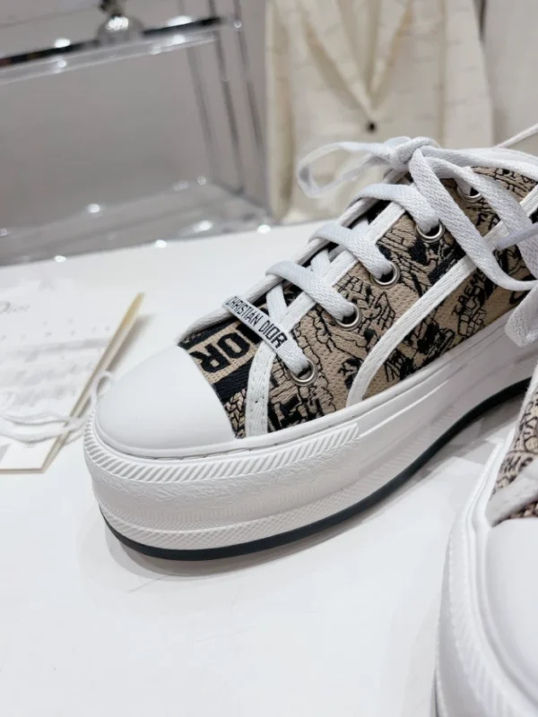 Dior Walk'n'Dior Platform Sneaker - RDS108