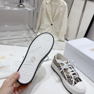 Dior Walk'n'Dior Platform Sneaker - RDS108