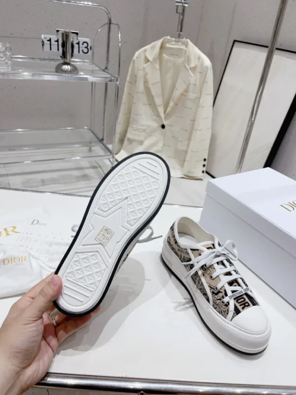 Dior Walk'n'Dior Platform Sneaker - RDS108