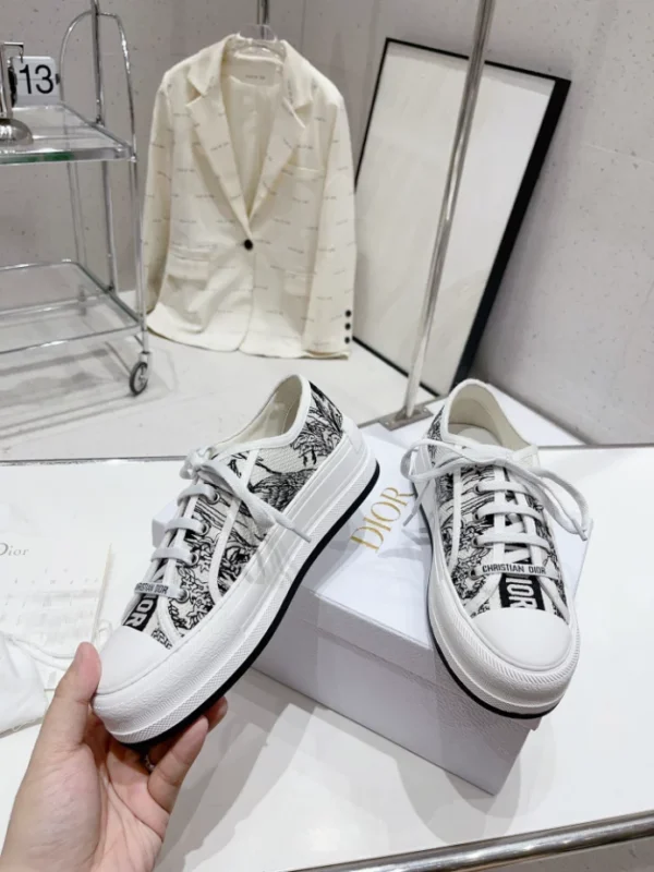Dior Walk'n'Dior Platform Sneaker - RDS109