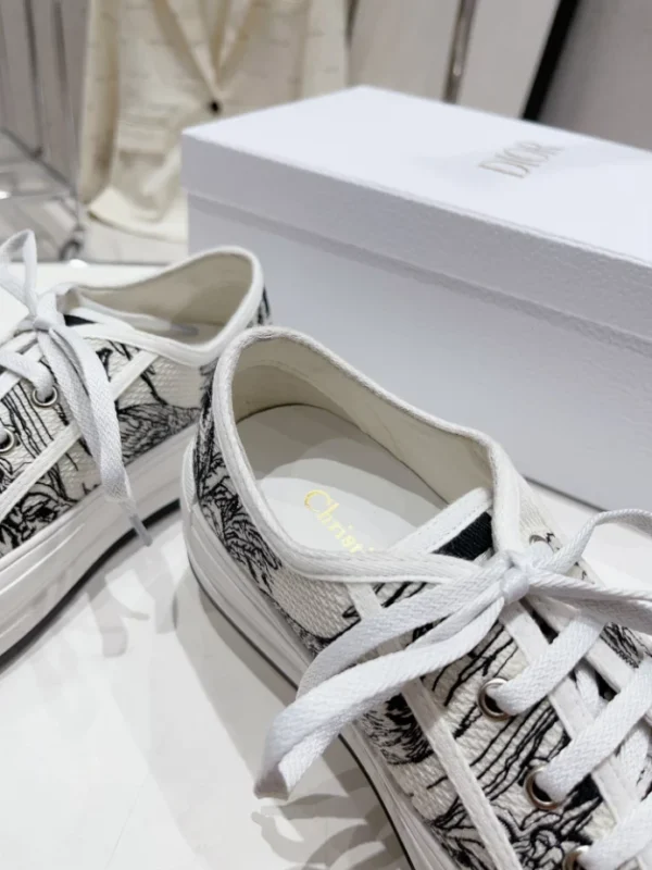 Dior Walk'n'Dior Platform Sneaker - RDS109