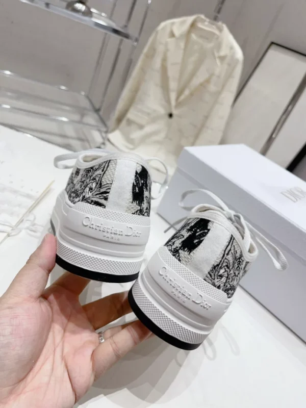 Dior Walk'n'Dior Platform Sneaker - RDS109