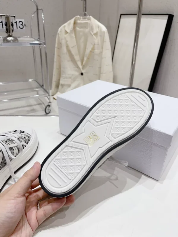 Dior Walk'n'Dior Platform Sneaker - RDS109