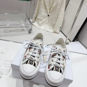 Dior Walk'n'Dior Platform Sneaker - RDS110