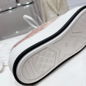 Dior Walk'n'Dior Platform Sneaker - RDS111