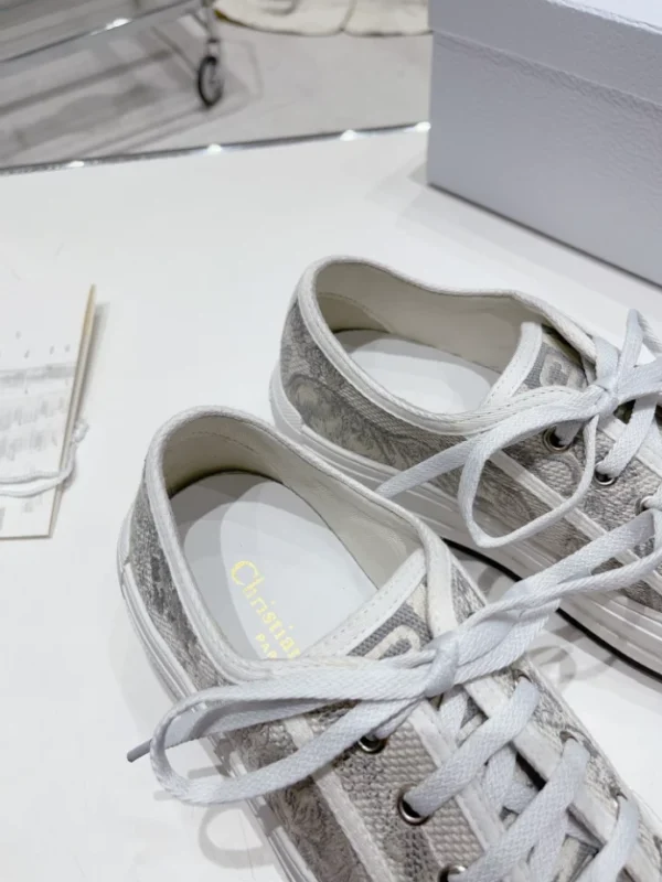 Dior Walk'n'Dior Platform Sneaker - RDS112