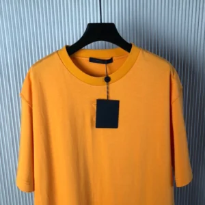 Embossed LV T-Shirt - LRT78