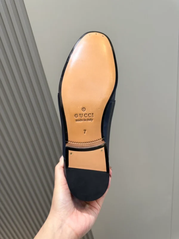 GC Men's Leather Loafers With Interlocking G - RG02