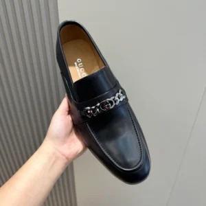 GC Men's Leather Loafers With Interlocking G - RG02