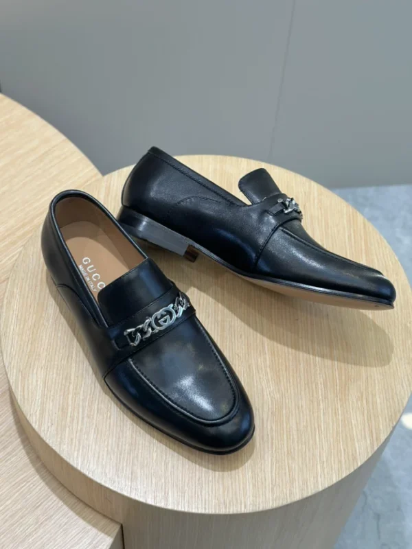 GC Men's Leather Loafers With Interlocking G - RG02
