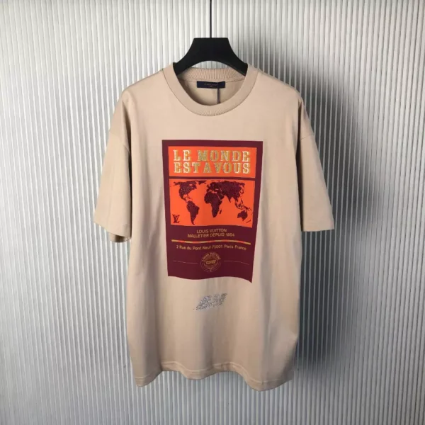 LV Embellished Graphic Cotton T-Shirt in Brown - LRT73