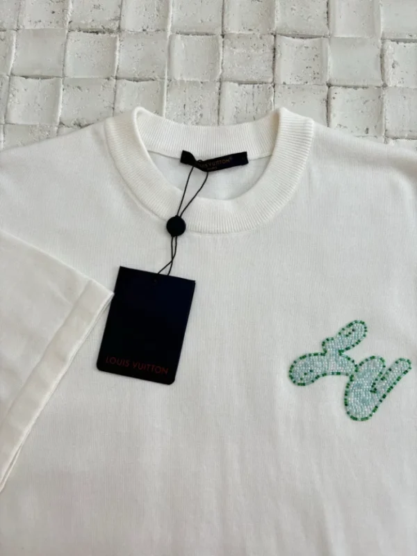 LV Embellished Short-Sleeved Crewneck in White - LRT90