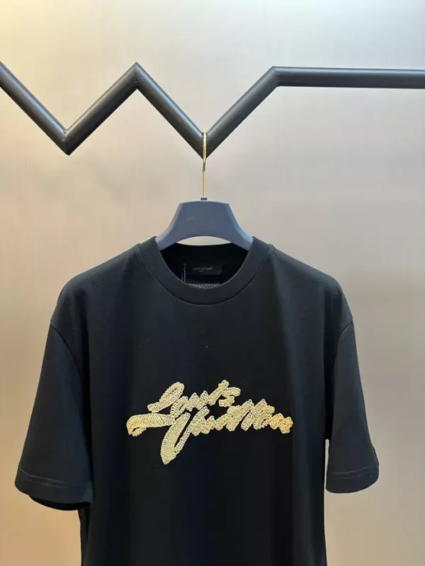 LV Embroidered Signature T-Shirt in Black - LRT99