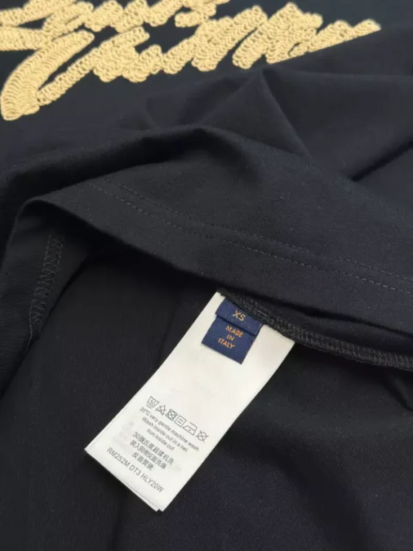 LV Embroidered Signature T-Shirt in Black - LRT99