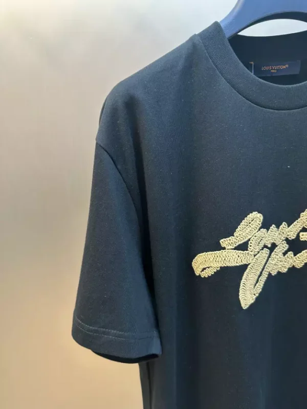 LV Embroidered Signature T-Shirt in Black - LRT99