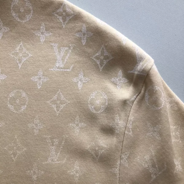 LV Monogram Gradient T-Shirt in Light Beige - LRT80