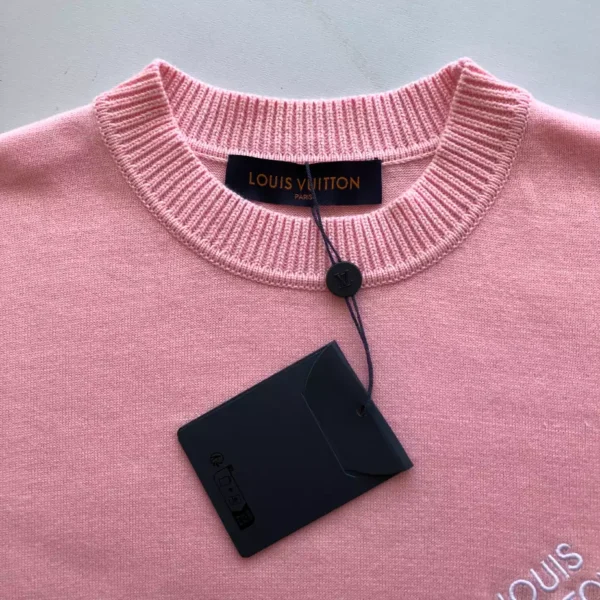 LV Signature Short-Sleeved Cotton Crewneck in Pink - LRT104