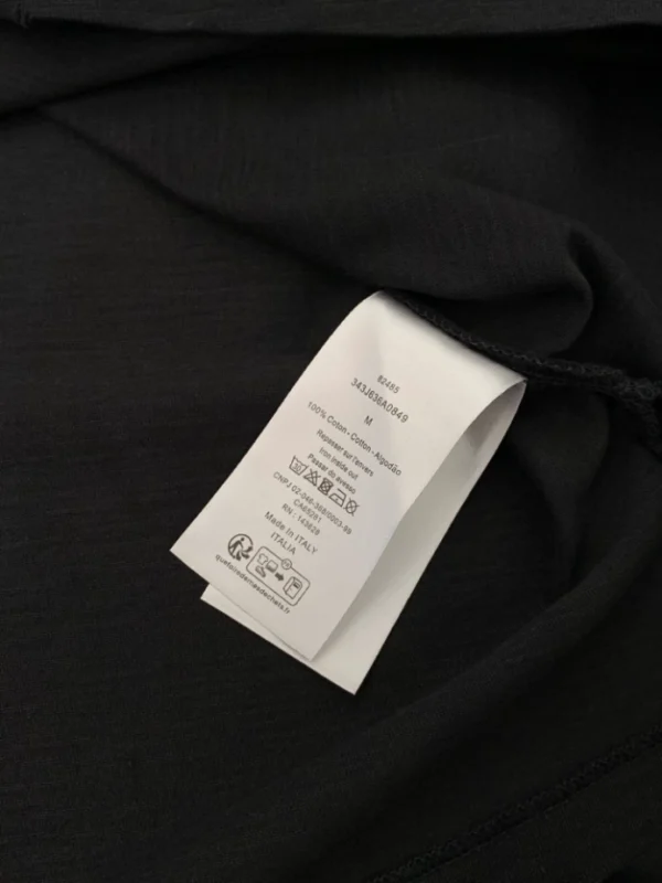 Christian Dior Couture T-Shirt, Relaxed Fit Black Distressed-Effect Cotton Jersey - DRT11