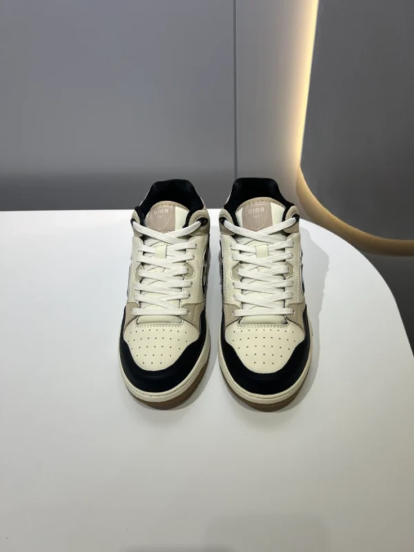 Dior B57 Mid-Top Sneaker - RDS122