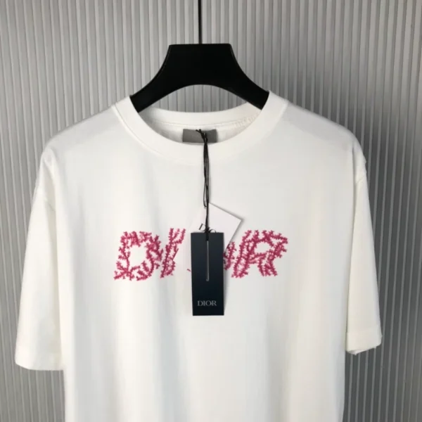 Dior Italic Coral Relaxed Fit T-Shirt In White - DRT03