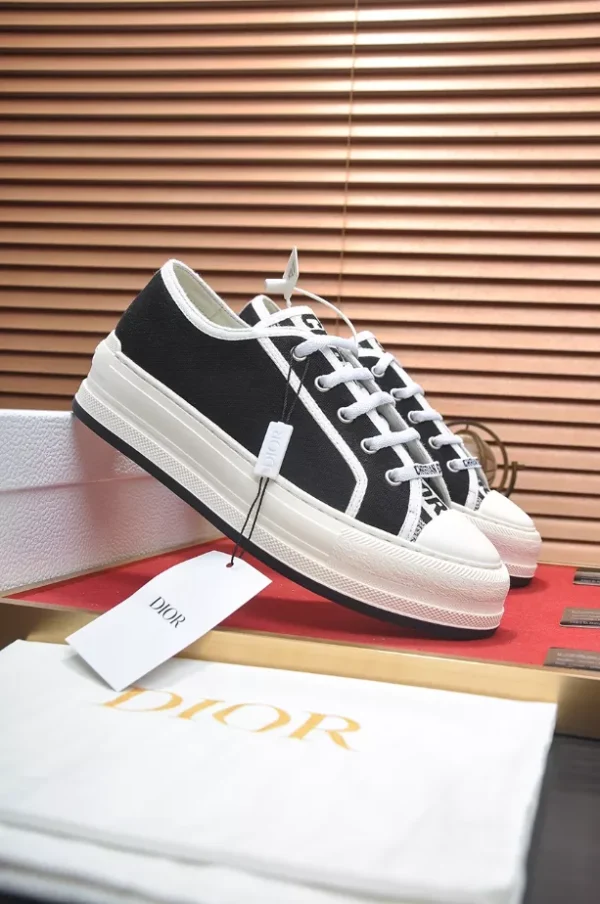 Dior Walk'n'Dior Platform Sneaker - RDS113