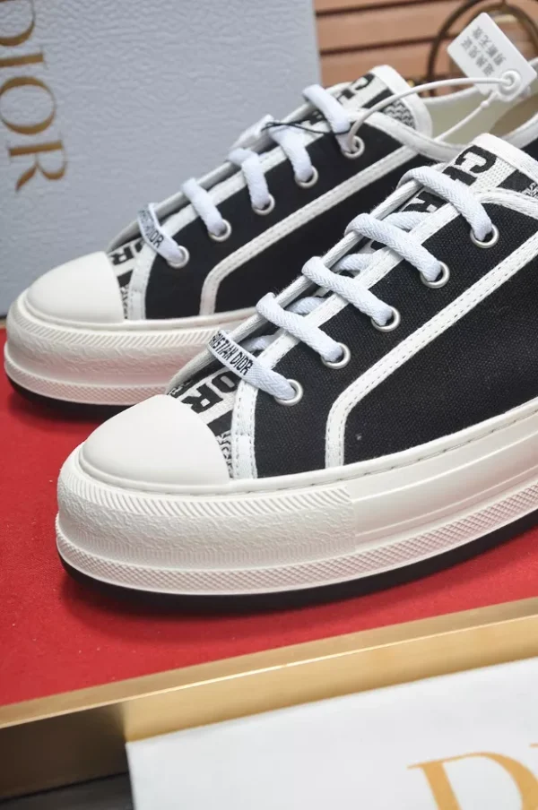 Dior Walk'n'Dior Platform Sneaker - RDS113