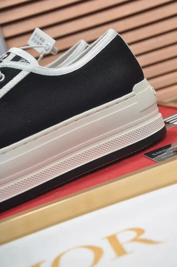 Dior Walk'n'Dior Platform Sneaker - RDS113