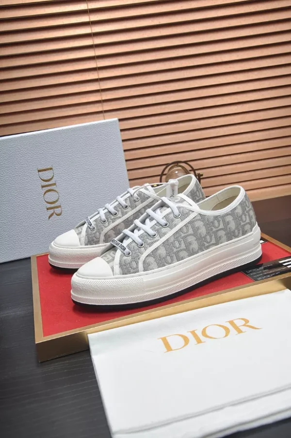 Dior Walk'n'Dior Platform Sneaker - RDS114