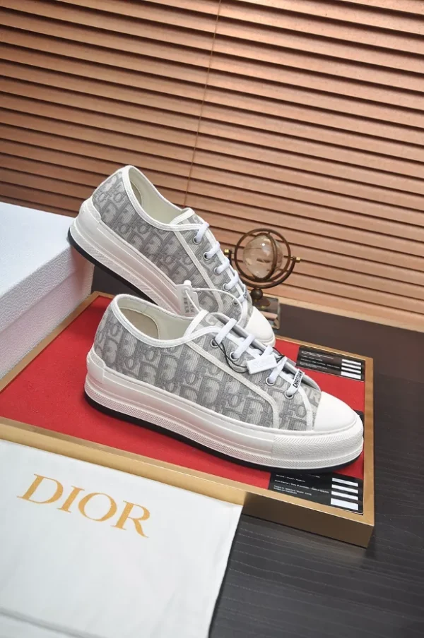 Dior Walk'n'Dior Platform Sneaker - RDS114