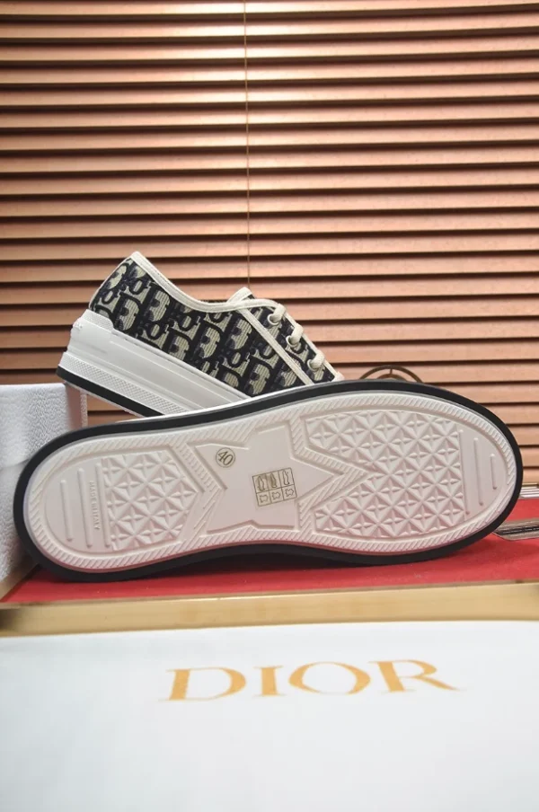 Dior Walk'n'Dior Platform Sneaker - RDS115