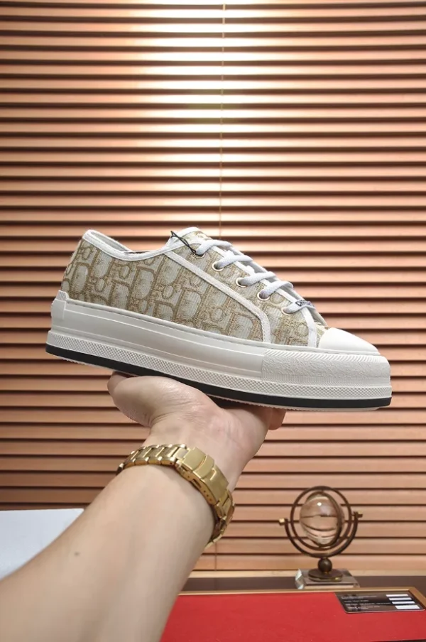 Dior Walk'n'Dior Platform Sneaker - RDS119