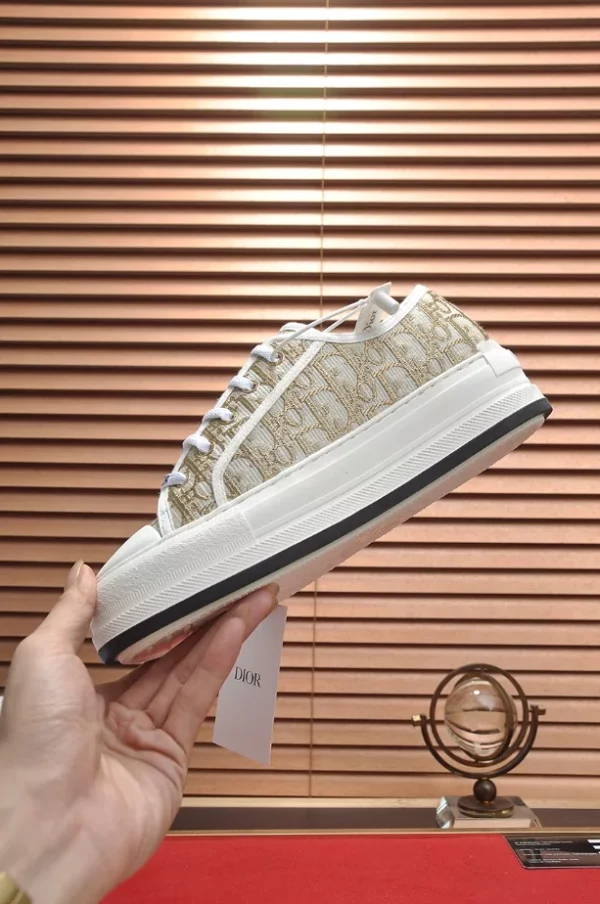 Dior Walk'n'Dior Platform Sneaker - RDS119