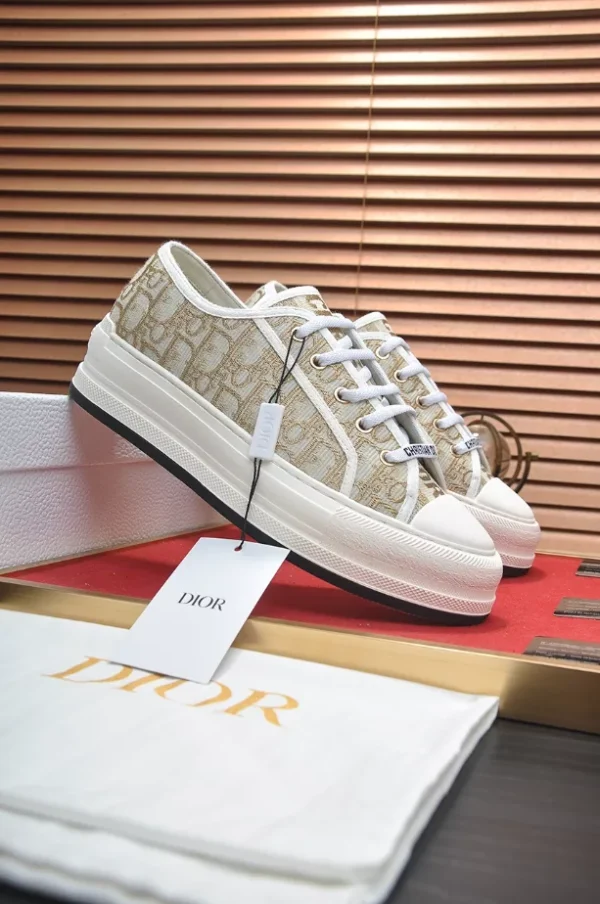 Dior Walk'n'Dior Platform Sneaker - RDS119