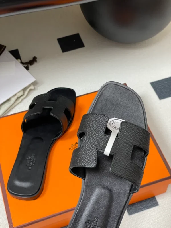 Hermes Oran Sandal - H01