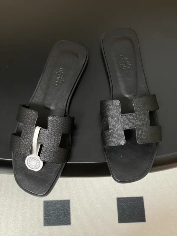 Hermes Oran Sandal - H01