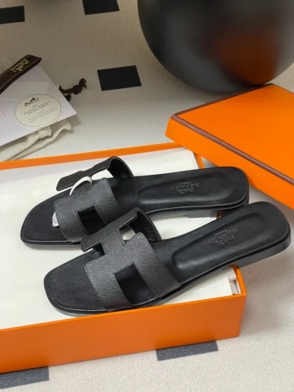 Hermes Oran Sandal - H01
