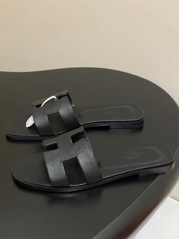 Hermes Oran Sandal - H01