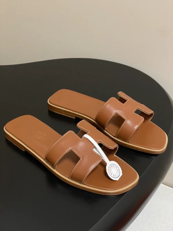 Hermes Oran Sandal - H02