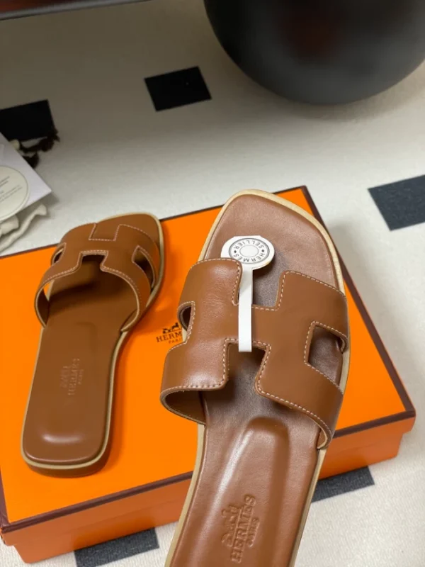 Hermes Oran Sandal - H02