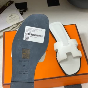 Hermes Oran Sandal - H03