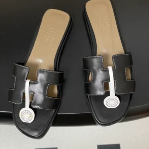 Hermes Oran Sandal - H04